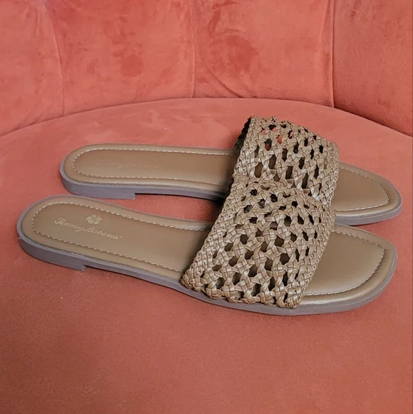 Tommy Bahama | Shoes | Tommy Bahama Womens Sallie Sandals  display picture 2